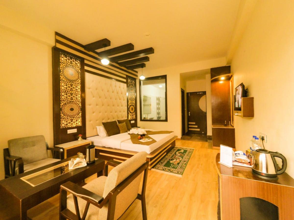 Hill House Manali -A Home In Mountains Buitenkant foto
